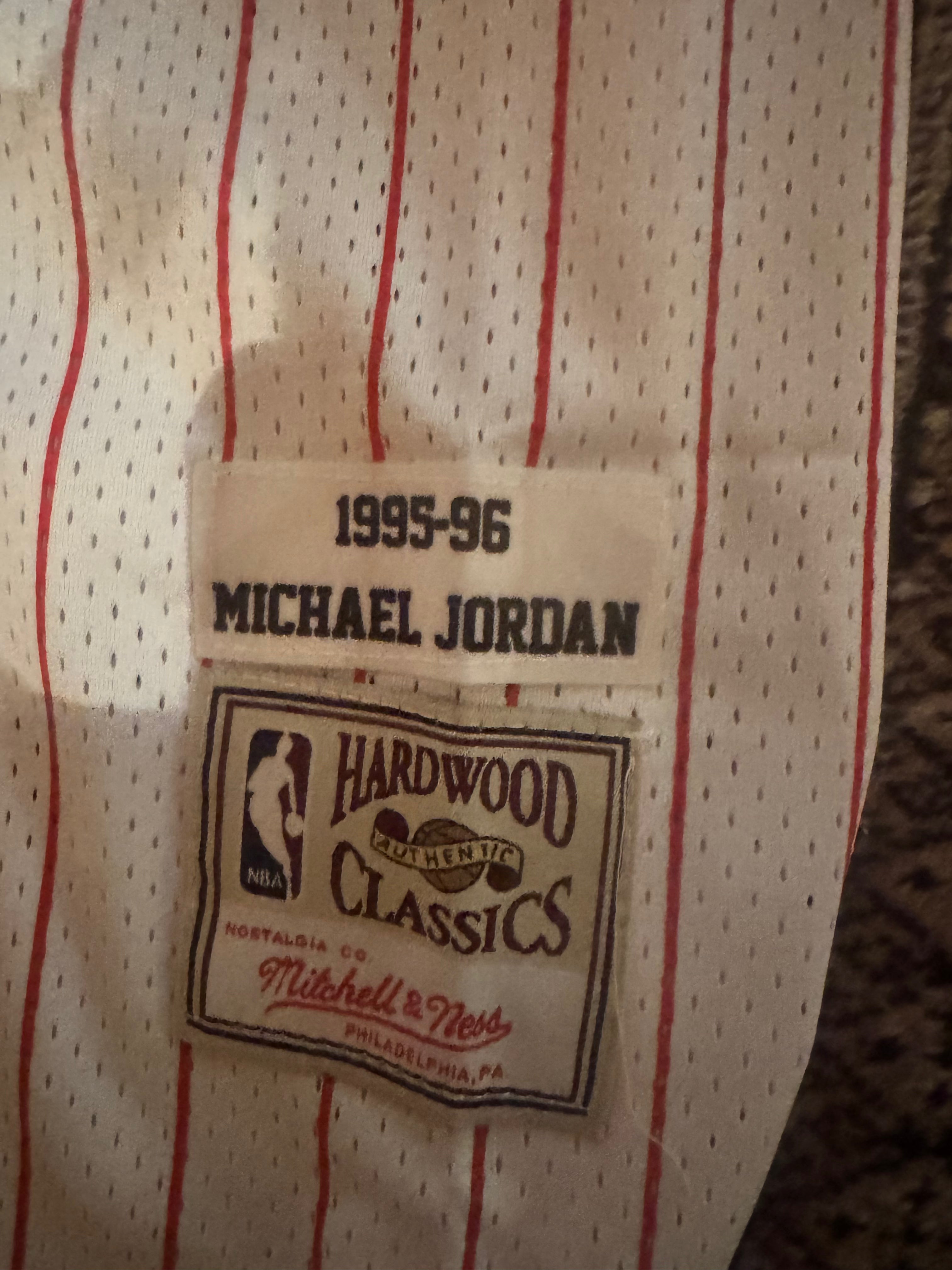 Michael Jordan 1996 Chicago Bulls Mitchell & Ness Authentic White Pinstripe Jersey